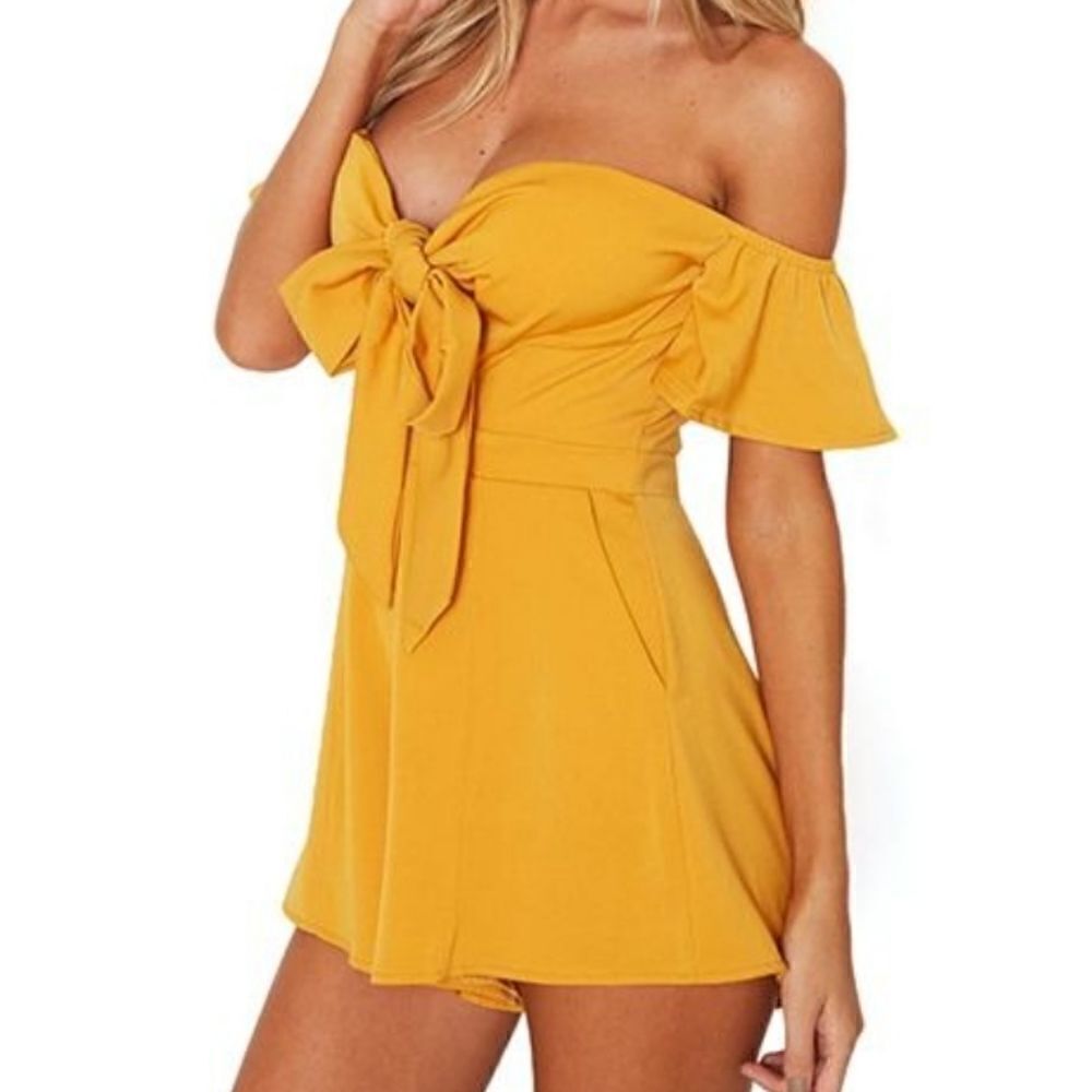 Runaway tie front romper  - Picture 2 of 15